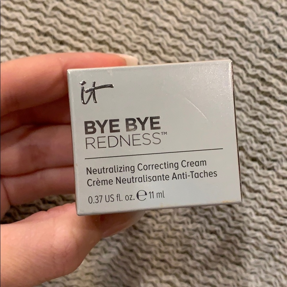 It Cosmetics Bye Bye Redness